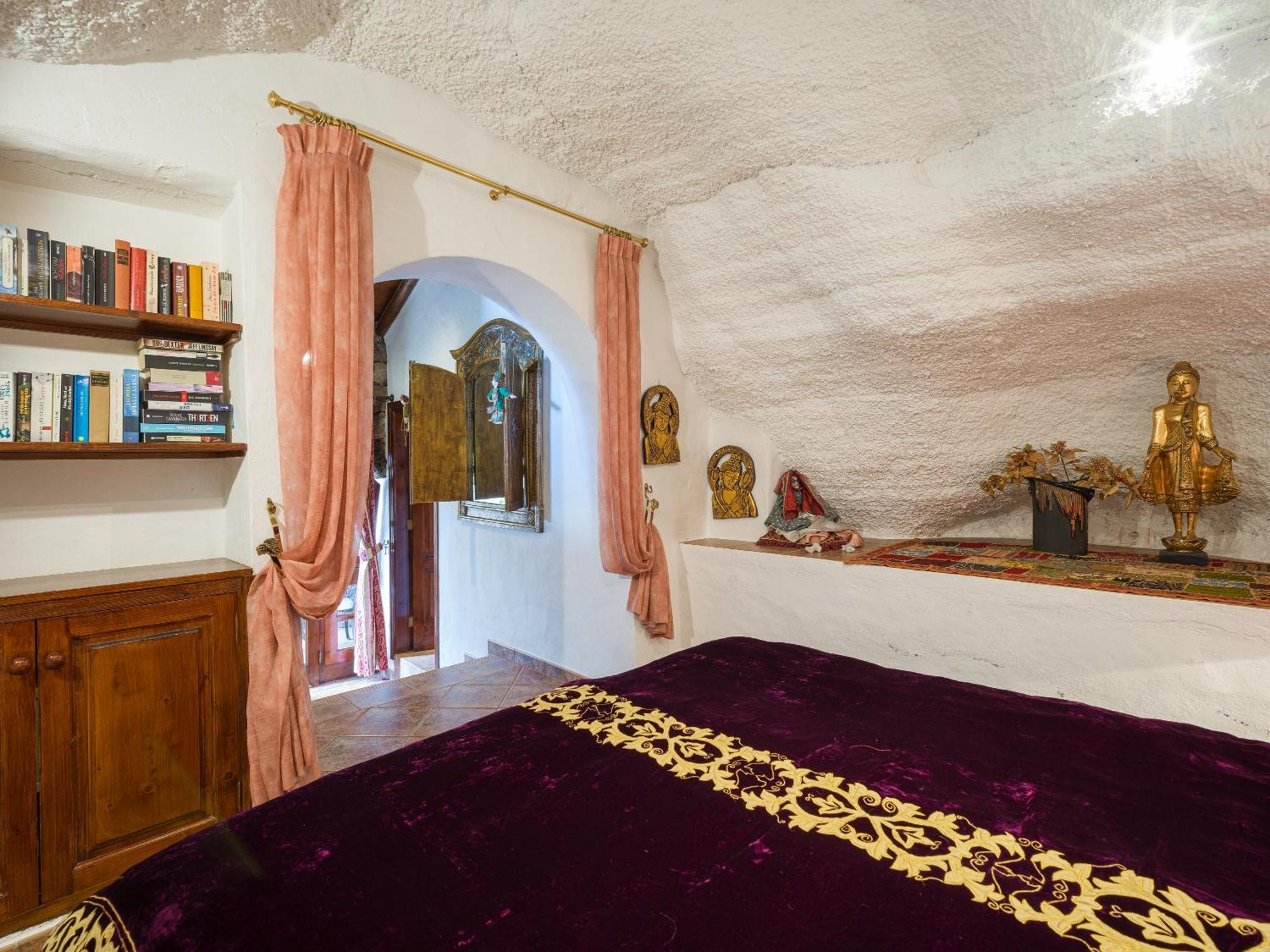 Apartment Castillo Lanzarote Bentley - Luxury -sleep In A Volcanic Cave Tias