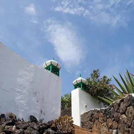 Castillo Lanzarote Villa Bentley - Luxury Villa -Sleep In A Volcanic Cave Tias Exterior photo