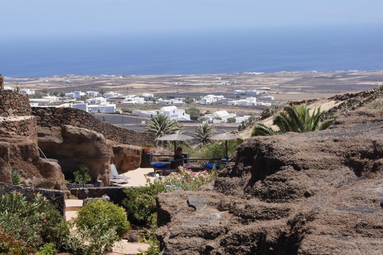 Castillo Lanzarote Bentley - Luxury -sleep In A Volcanic Cave *