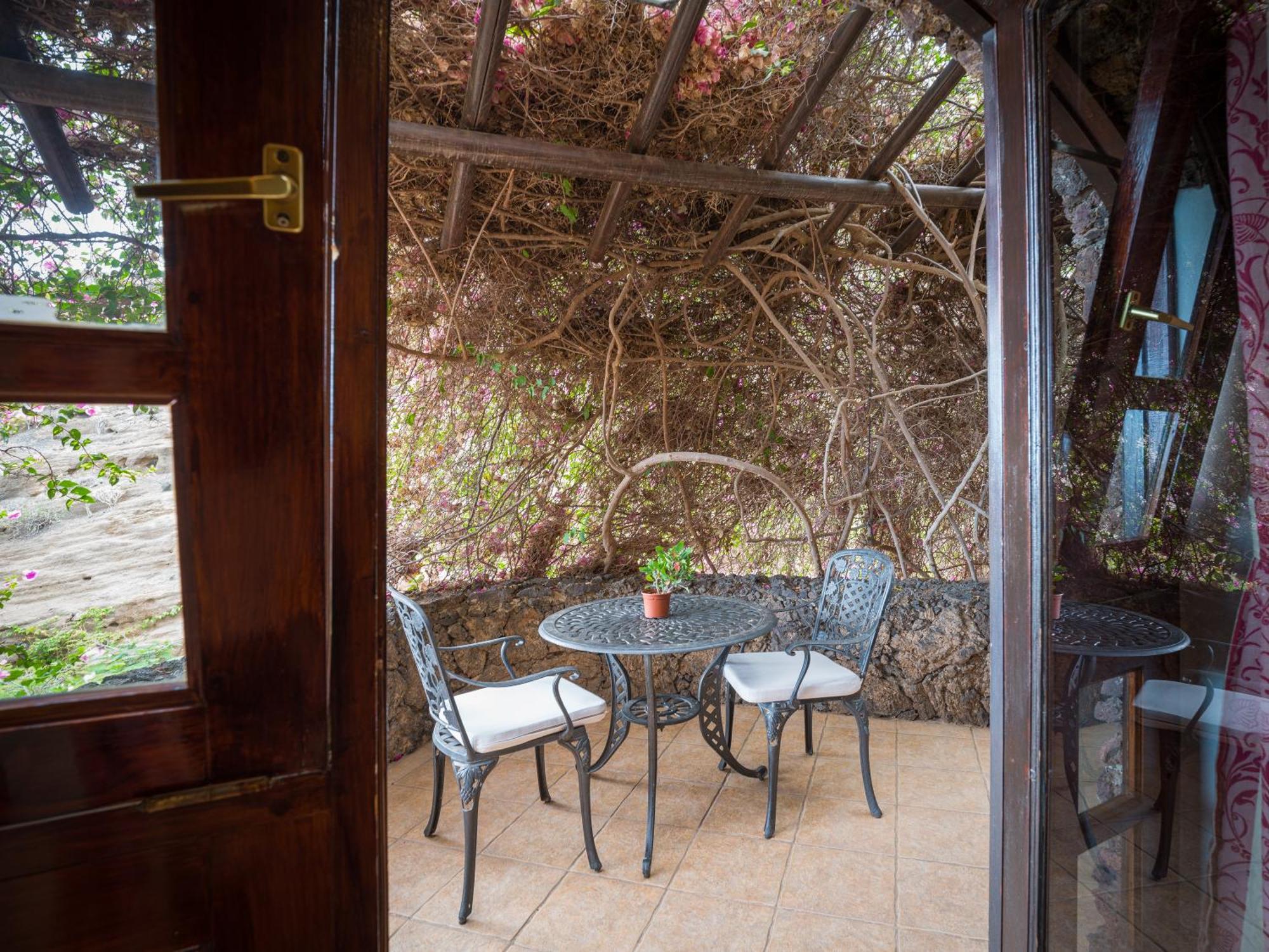 Appartement Castillo Lanzarote Bentley - Luxury -sleep In A Volcanic Cave
