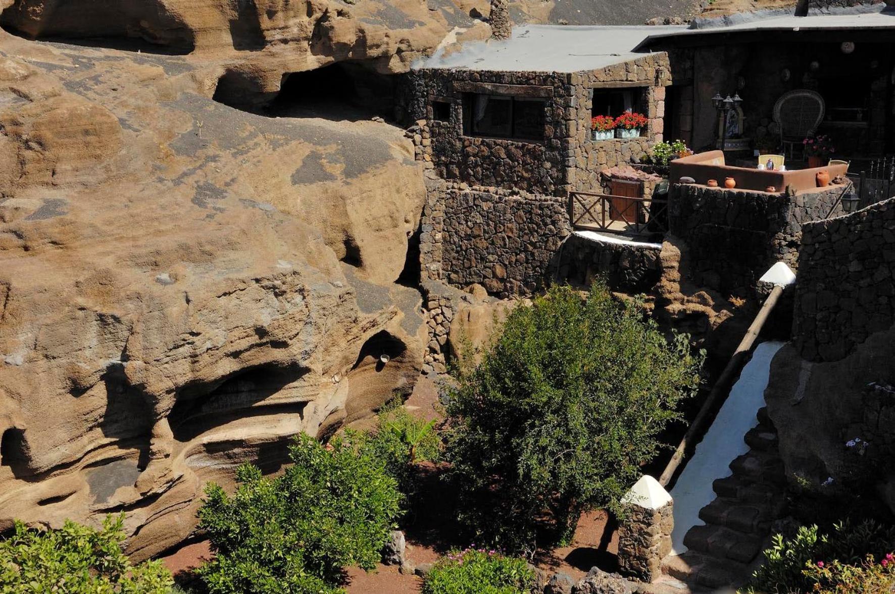 Castillo Lanzarote Bentley - Luxury -sleep In A Volcanic Cave Appartement *